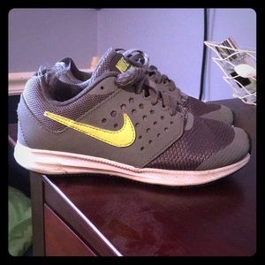 Size 12 boys Nike’s